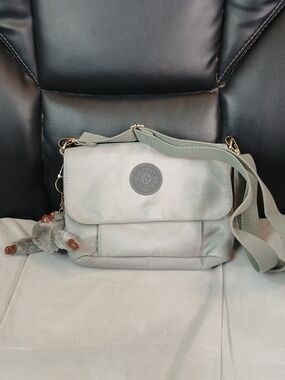 Kipling Lightweight Crossbody Bag in Grey